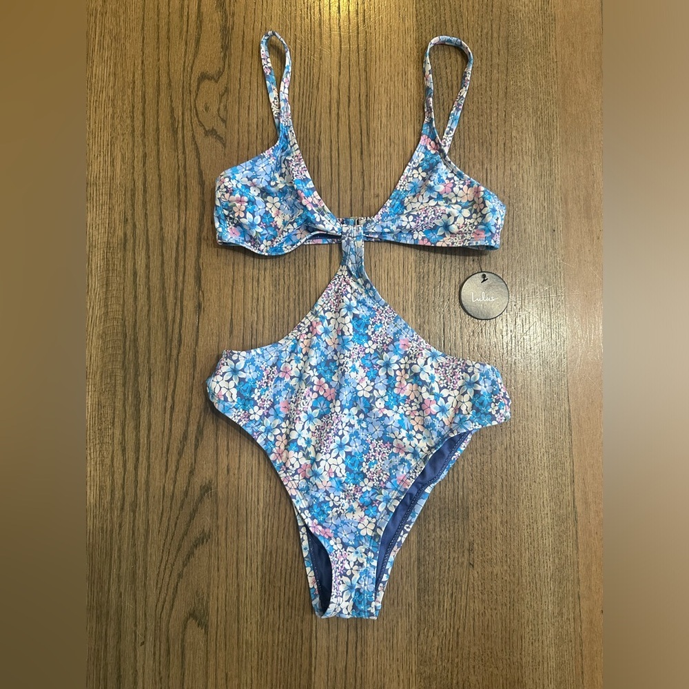 Lulus Le Soleil Blue Floral Print Cutout High Cut One-Piece Swimsuit-Size Small